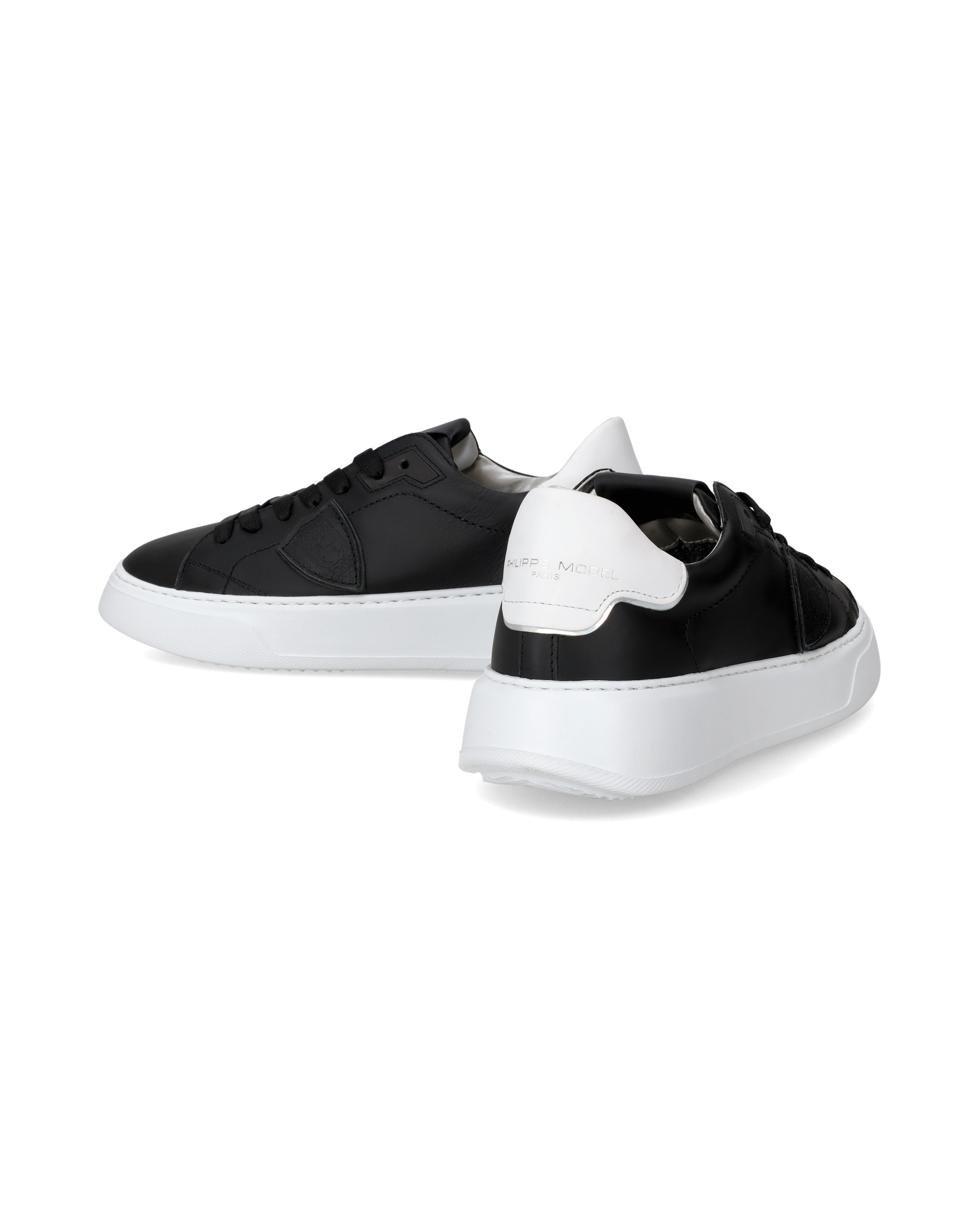 Women's Temple Low-Top Sneakers in Leather, Black White - Image 6